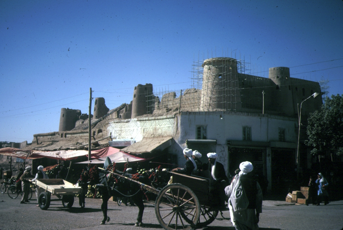 1978 08 Pictures Greece to Afghanistan Khyber Pass – Peter UK