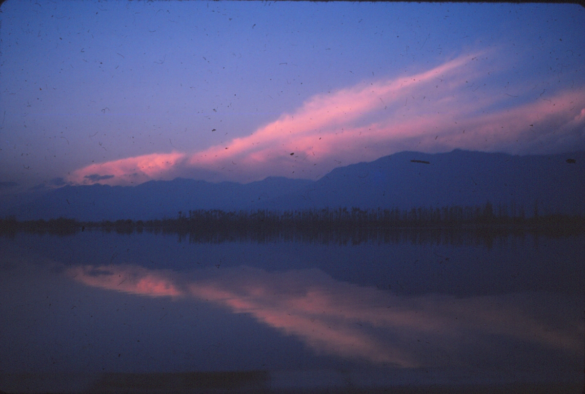 248a sunset over Lake Dhal