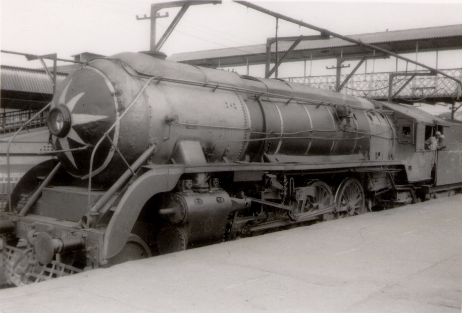 300 Steam train Delhi to Nepal